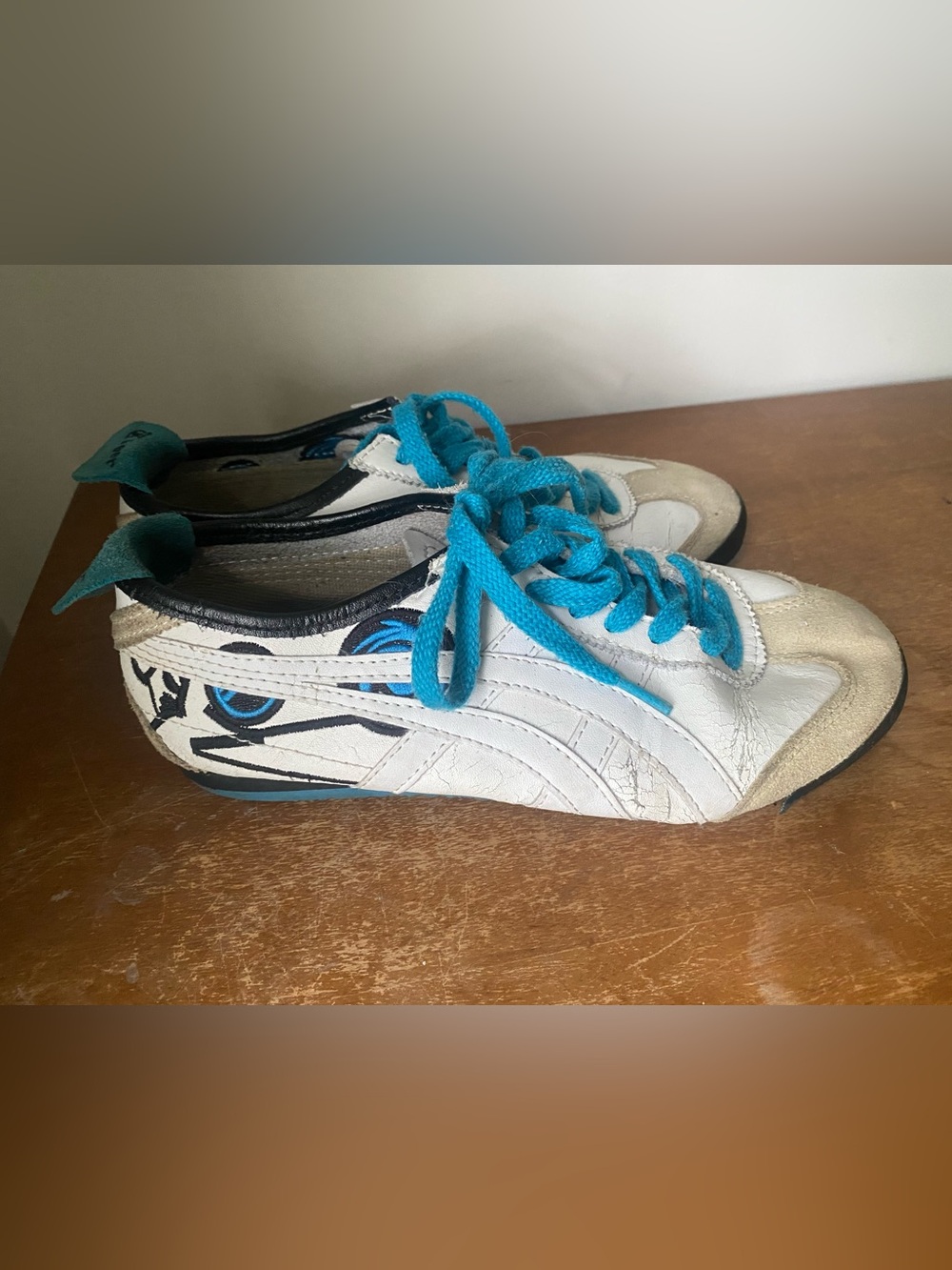 Vintage Onitsuka Tigers rare colour way